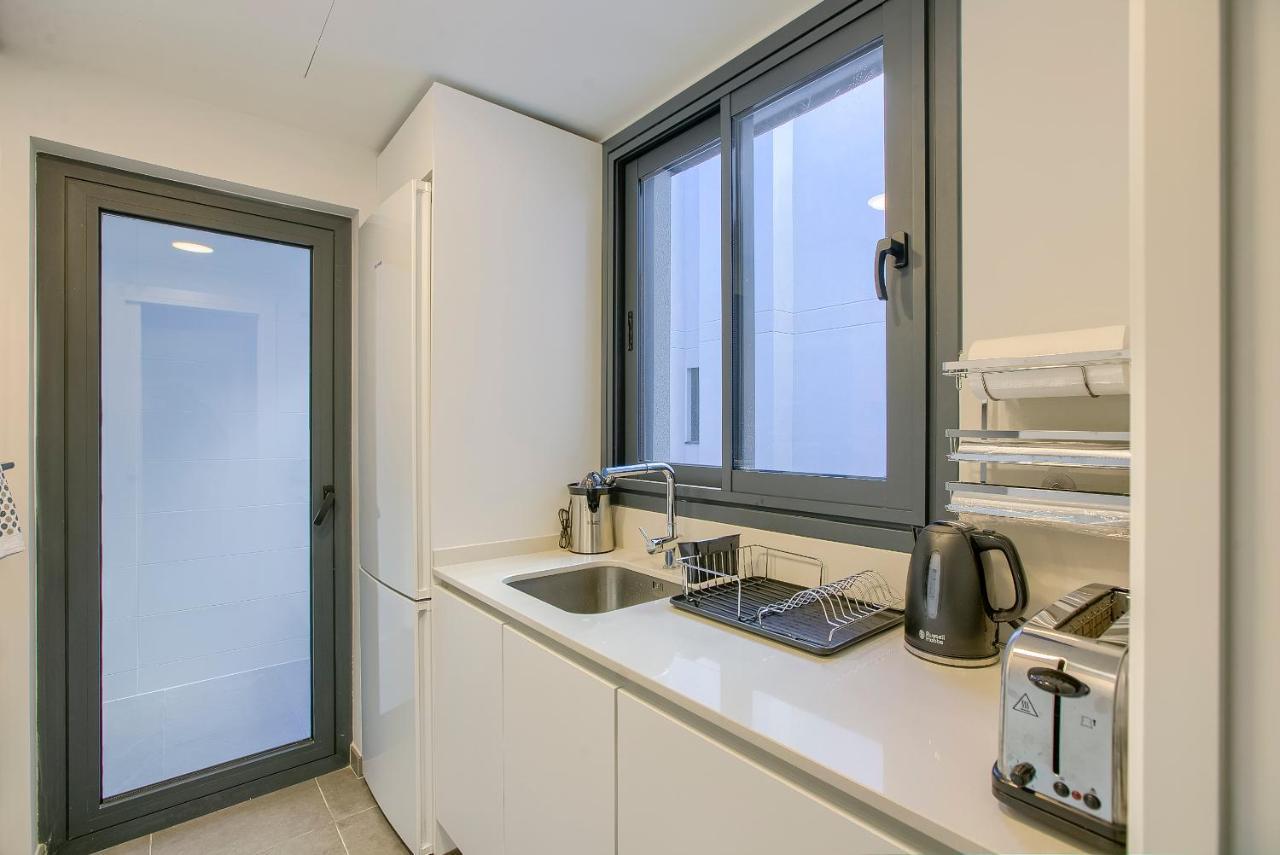 מדריד 2B2B Deluxe Apartment - Jardines De Cuatro Caminos - Business District - Santiago Bernabeu מראה חיצוני תמונה